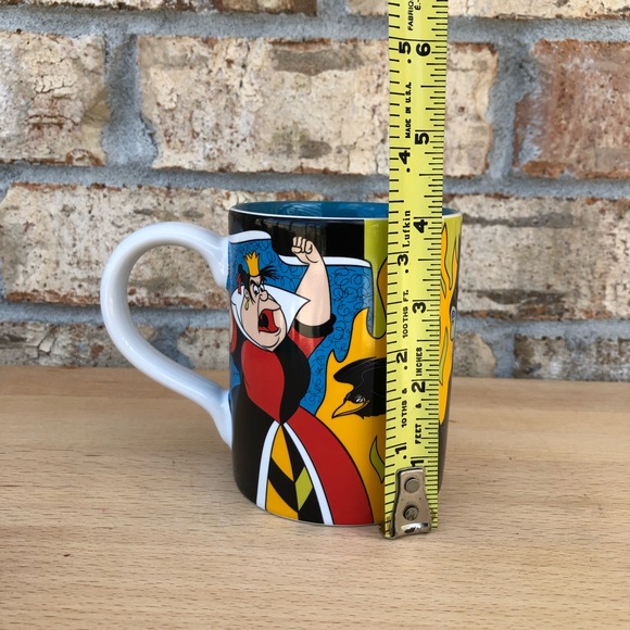 Disney Villains Ceramic Mug feat. Maleficent, Ursula, Evil Queen Queen of Hearts - Picture 8 of 10